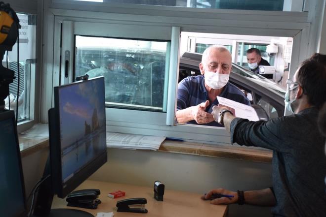 Bulgaristan'dan gelerek, Tekirda'a gideceini syleyen Blent Akan da Kapkule Snr Kaps'ndaki uygulamalar yerinde bulduunu syledi.