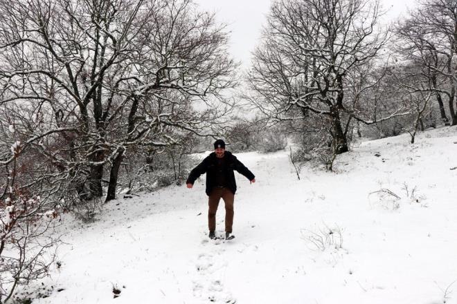 Hava scaklnn 6 dereceye dt Edirne'nin yksek kesimlerinde kar ya etkili oldu. Lalapaa ilesine bal Bulgaristan'a snr Vaysal, Hamzabeyli, Sleymandanment ve Hacdanment kylerinde kar kalnl, yer yer 10 santime ulat. Ormanlk alanlarda, baharda iek aan aalarn zerine den karlar, grsel gzellik oluturdu.