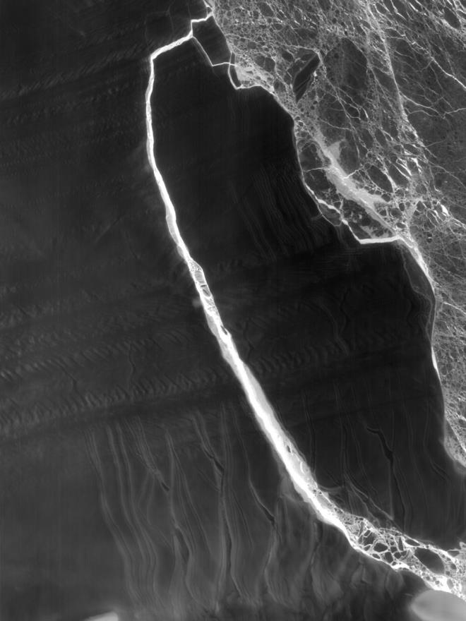 Gilbert. ?Eer scaklklar mevcut oranlarda ykselmeye devam ederse, nmzdeki on yllarda daha fazla Antarktika buz tabakasn kaybedebiliriz. Isnmay snrlamak sadece Antarktika iin iyi olmayacak . buz tabakalarn korumak, daha az kresel deniz seviyesi art anlamna geliyor ve bu hepimiz iin iyi? dedi.