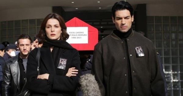 Nergis'in kiralad evin, Fatih'in ailesine ait olduu anlalnca, ikilinin yollar tekrar kesiir. Aknc'nn peinde olan zel harekt polisi komiser Cneyt de yllar nce Nergis'e k olmu ancak akna karlk bulamamtr.