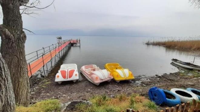 Kar ve yamur yalarnn ardndan her geen gn glde su seviyesi ykselmeye balad.