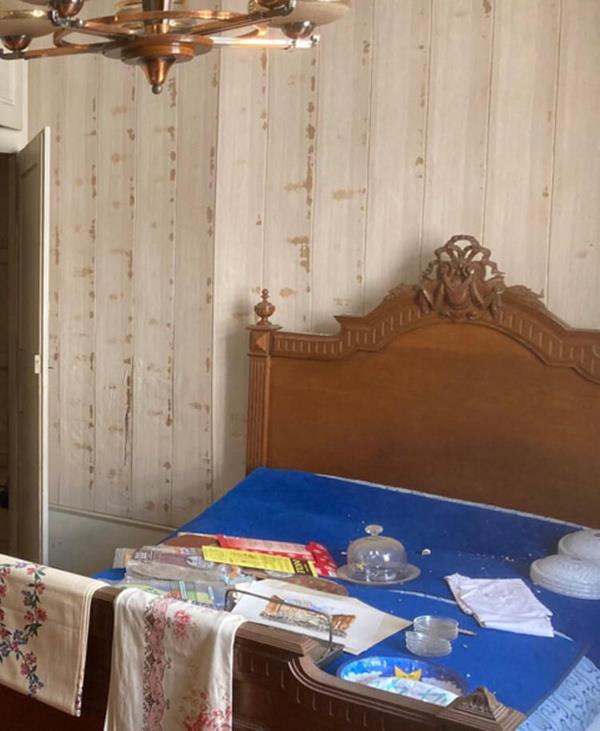 Bulunan altnlarn deerinin yaklak 650 bin euro (yaklak 6 milyon 500 TL) olduu belirtildi. Altnlarn deeri, Morez Belediyesi'nin 6 milyon euroyu (yaklak 58 milyon TL) bulan yllk btesine kyasla az.