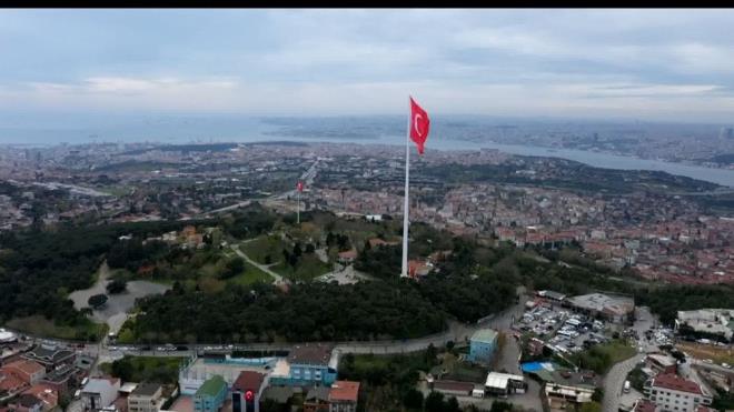 Trene Erdoan'n yan sra, ileri Bakan Sleyman Soylu, Ulatrma ve Altyap Bakan Adil Karaismailolu, letiim Bakan Fahrettin Altun, stanbul Valisi Ali Yerlikaya ve AK Parti stanbul l Bakan Osman Nuri Kabaktepe de katld.