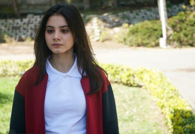 Dizide ?Cemre? karakterini canlandran baarl oyuncu Helin Kandemir, rol ile merak konusu. Helin Kandemir, Kat Ev?i ve canlandrd ?Cemre? karakterini anlatt.