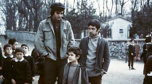 Yeilam sinemasnn klt filmlerinden ?Canm Kardeim?in ocuk yldz Kahraman Kral, oyunculuk servenini Hrriyet'ten Eda Solmaz'a anlatt. Sadece 5 yllk kariyerinde birbirinden nemli oyuncularla rol alan Kral arpc aklamalarda bulundu.