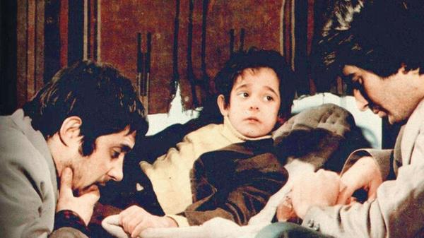 'Filmin yeniden ekilmesini ister misiniz?' sorusuna Kral "Hayr... nk, o eyi yakalamas mmkn deil. Senaryosundan oyuncularna her eyine o, bence orada kalmal." yantn verdi.