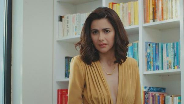 Yldz, aatay? kaybedeceini anlayarak son kez bir oyun oynar ve bu sefer ans yaver gittii Yasak Elma'nn son blm zirve yarndan koptu.