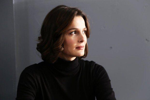 kr zyldz ve Bra Develi ikilisinin barolnde olduu dizide Yldray ahinler ve Tolga Tekin gibi baarl isimler de var. 30 Nisan Cuma gn 18. blm ile ekrana gelecek dizi 20. blm ile final yapacak.