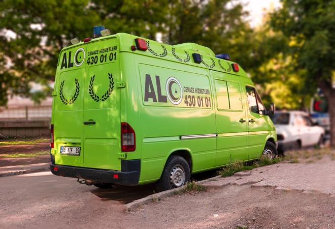 Cenazesi olanlar toplam 10 kiiyle snrl olmak kaydyla seyahat izin belgesi alabilecek.