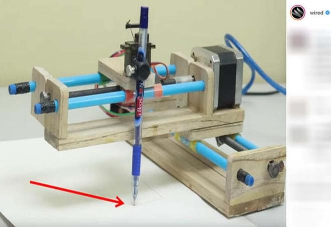 Evet ortaya bir 'yazma makinesi' kt; hem de en ucuzundan!