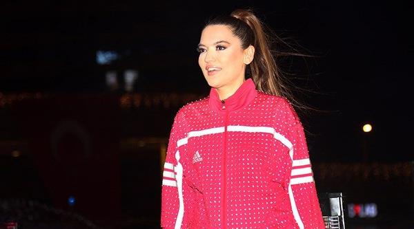 Akaln, szlerine gelen tepkiler zerine, sosyal medya hesabndan bir paylam yapp zr diledi.