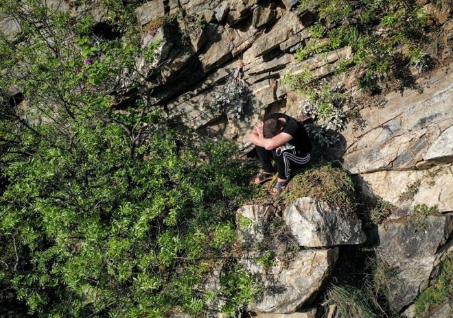 ddiaya gre, Maksem Mahallesi'nin Uluda eteklerindeki Gkdere Deresi mevkisine giden S. (23), serinlemek iin bir sre suya girdi.
