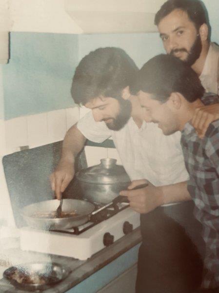 AK Parti stanbul l Bakan Osman Nuri Kabaktepe: "'Menemen soanl m olur, soansz m' tartmalarnn olmad gnlerdi. Zaten bizim iin de pek fark etmezdi."