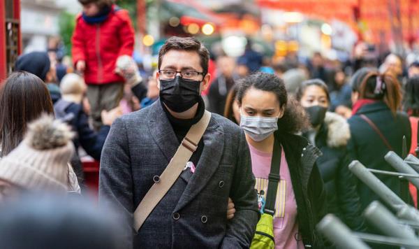 Sokaa kma yasa yok: Bu dnem pazar gn de sokaa kma kstlamas da olmayacak.