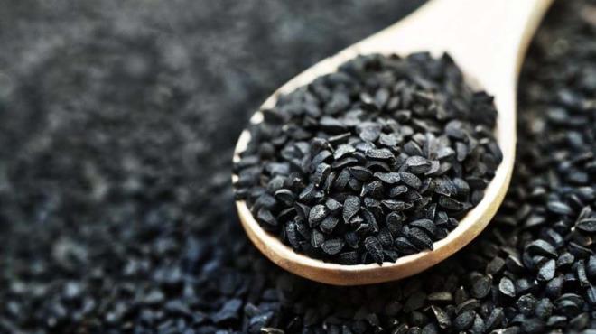 Gemite lmszlk iksiri olarak bilinen; rek otu:  <br>    rek otu, antioksidan zellii gstermesi sayesinde vcudu toksinlerden arndryor, olas birok hastaln nne geiyor. rek otu antioksidan zellii ile en ok da karacier ve bbreklerin salkl bir ekilde almasn salyor, zararl maddeleri vcuttan uzaklatrdndan bu organlarmzn kan temizlemek iin fazla mesai yapmasnn nne gemi oluyor.