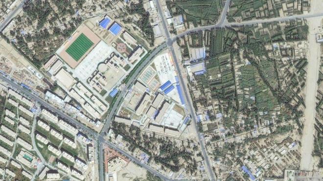 HARTA UYGULAMALARINDAK GRNTLER NEREDEN GELYOR?    Google Earth ve Apple Maps gibi halka ak harita platformlar, grnt salamak iin uydular olan irketlere gveniyor. Bunlardan en byk ikisi olan Maxar ve Planet Labs, srail ve Gazze'nin yksek znrlkl grntlerini kullanma sunuyor.    Maxar yapt aklamada, "ABD ynetmeliklerinde yaplan son deiikliklerin bir sonucu olarak, srail ve Gazze'nin grntleri 0,4 m (40 cm) znrlkte salanmaktadr? dedi. Planet Labs ise,  50 cm znrlkte grnt saladn aklad.
