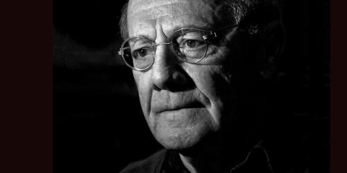 stanbul ehir Tiyatrolarnda iki yl genel sanat ynetmenlii de yapan Keskin, 1966 ve 1967'de Antalya Altn Portakal Film Festivali'nde en iyi senaryo dln, 20. stanbul Film Festivali, 12. Orhan Arburnu dlleri ve 23. Siyad Trk Sinemas dlleri'nde en iyi erkek oyuncu seildi.    Keskin, bunlarn yan sra 2004'te 8. Afife Tiyatro dlleri'nde yln en baarl erkek oyuncusu dlne deer grld. Sanat, 2013'te ise 17. Afife Tiyatro dlleri kapsamnda Muhsin Erturul zel dl'nn sahibi oldu.    eitli dizilerde de rol alan sanatnn ei Suna Keskin de oyuncudur.