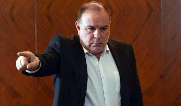 ?Sadakatsiz?in bu ak�am yay�nlanacak yeni b�l�m�nde izleyiciyi b�y�k bir s�rpriz bekliyor.