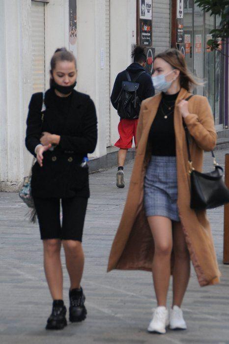 "Biz her gn 3 binin zerinde a randevusu ayoruz ama maalesef 500 kiiyi alyoruz. Toplumun yzde 60'n alayabilirsek toplumsal baklk salayacaz ve virsle mcadeleyi ancak toplumsal baklk ile kazanabiliriz."