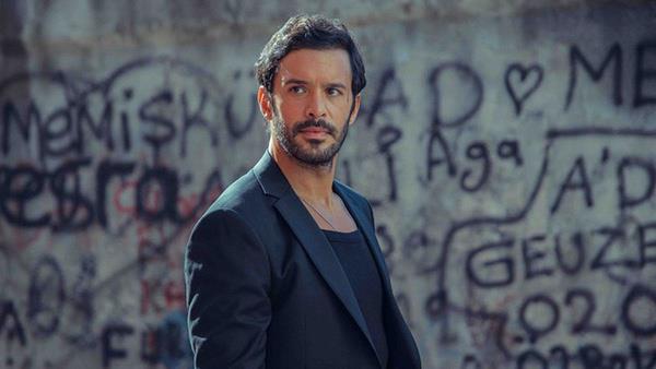 Kiralk Ak dizisiyle yldz parlayan ve ardndan birok baarl projede rol alan Bar Ardu, Uyan Byk Seluklu dizisi kadrosuna dahil oldu.