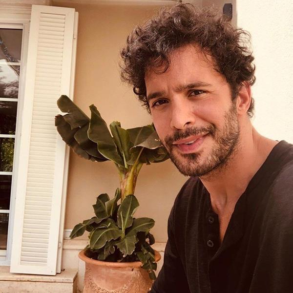 Kk Hanmefendi, Dinle Sevgili, Benim in zlme, Bugnn Sarayls ve Racon: Ailem in gibi projelerde yer alan Bar Ardu, Star TV ekranlarnda yaynlanan Kuzgun dizinde Kuzgun karakterine hayat verdi.