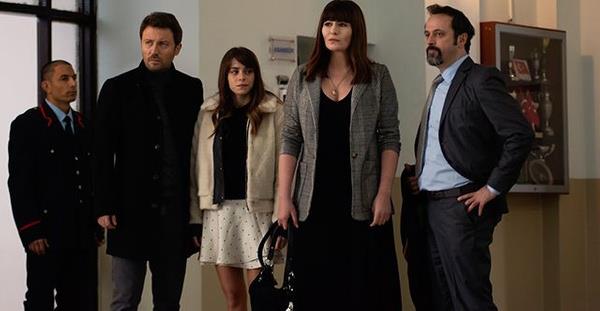 Fakat yaymland gn itibariyle zorlu rakiplerinin hep gerisinde kald. Masumiyet dizisinden nce yaymlanmaya balayan dizileri, izleyiciler brakmaynca FOX TV'nin Masumiyeti baarl olamad.