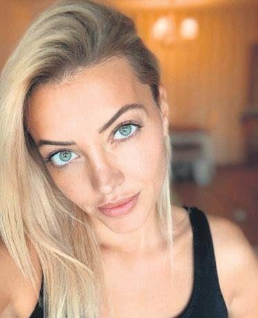 Fulya Akbay dilekesinde, 2006 ylndan 2020 tarihine kadar Tatlses Prodksiyon Reklam ve Gsteri Hizmetleri Gda San. Tic. Anonim irketi ile Tatlses Yaynclk ve Yapmclk A. ve Tatlses Gda San. Tic. A. irketlerinde altn ve bir dnem itibariyle de nl trkcye danmanlk yapt belirtti.