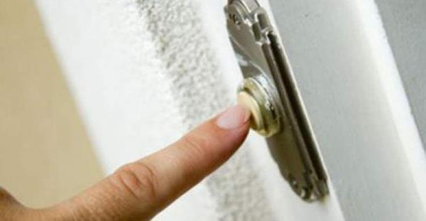 Kan donduran cinayet, Palabyk'n bir komusunun phesi zerine ortaya kt.