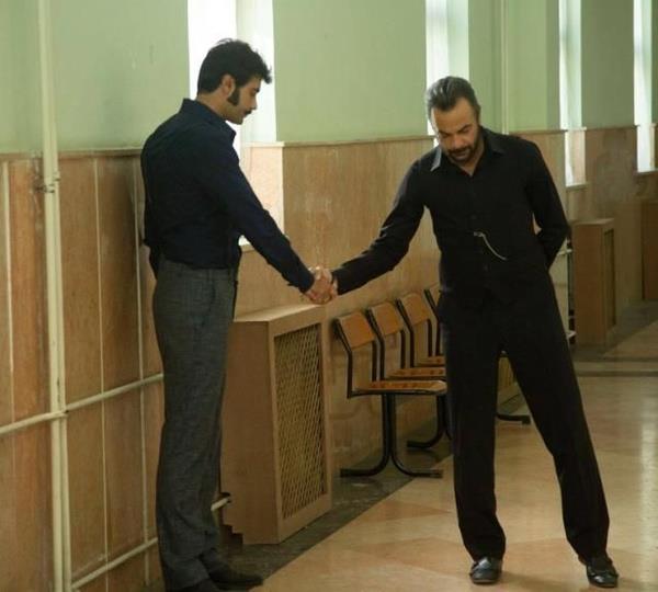 ddialara gre, Kerem Alk rol arkadana "Hyar olu hyar" dedi.  Ynetmen Saraolu seti paydos etti. Bu srada tartma ynetmen tarafndan da kayda alnd ve grntler yapm irketine iletildi.