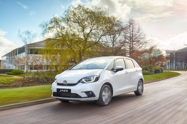 HONDA <br>  Honda Jazz Executive 310 bin TL, Honda Jazz Crosstar Executive ise 320 bin TL fiyat ile 05 Haziran 2021 tarihinde Trkiye?de sata kacak.