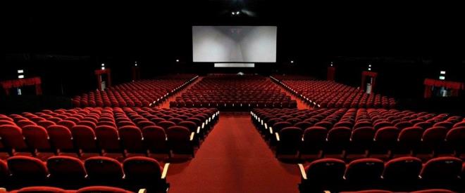 15- SNEMALAR YZDE 50 ARTIYLA AILIYOR  Sinema salonlar "bir koltuk dolu-bir koltuk bo" eklinde yzde 50 kapasite snrna uymak artyla hizmet verebilecek.