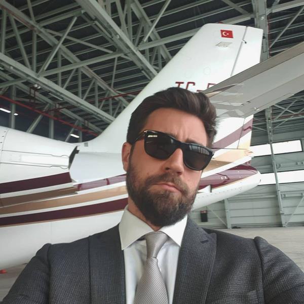 alar Erturul, kendisine verilen szlerin tutulmadn belirterek yapm irketi Tims&B'ye sezon finalinin ardndan projeden ayrlmak istediini syledi.