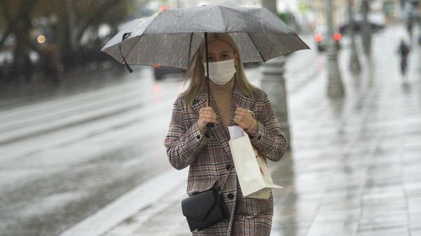 Prof. Dr. Orhan en sosyal medyadan yapt paylamda 'bu hafta ve nmzdeki hafta yaz scaklklarnn grlmeyeceini aklad. AFAD tarafndan yaplan aklamada ani sel, su baskn ve yldrm gibi olumsuzluklara kar vatandalar ve yetkililer uyarld.