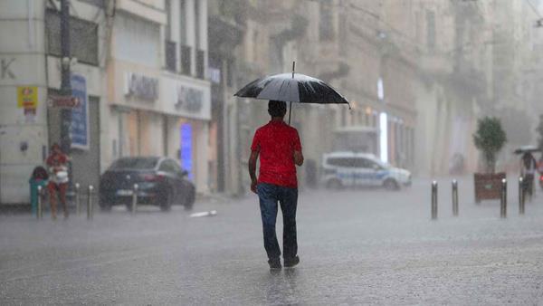 "meye devam edeceiz"  <br>  Prof. Dr. Orhan en, "Souklar devam edecek, bat ve kuzey blgeler meye devam edecek. nmzdeki hafta da meye devam edecek, nmzdeki hafta da yaz scaklar yok" dedi.