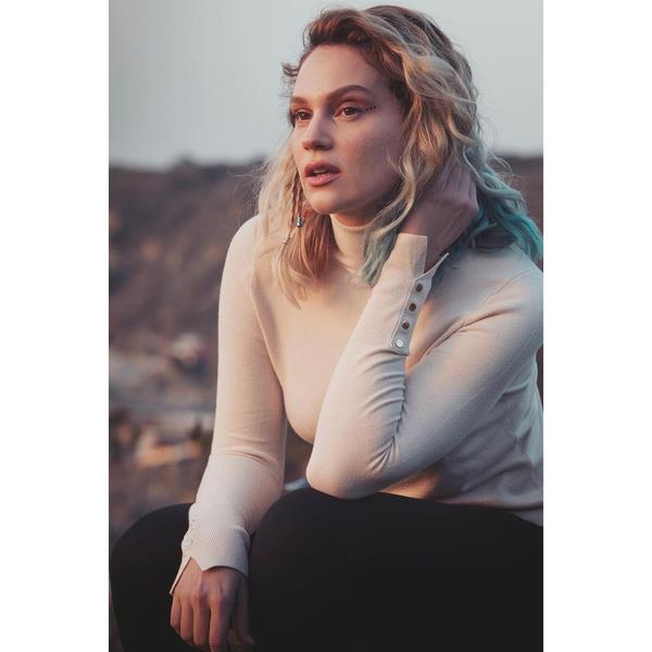 Masumlar Apartman sezon finaline Farah Zeynep Abdullah'n hayat verdii nci'nin lm damga vuracak.  nci'nin lm ei Han' darmadan ediyor.