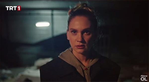 Masumlar Apartman'ndan getiimiz hafta Farah Zeynep Abdullah'n ayrlaca iddia edildi. Farah Zeynep'in nasl diziden kaca ise ortaya kt.