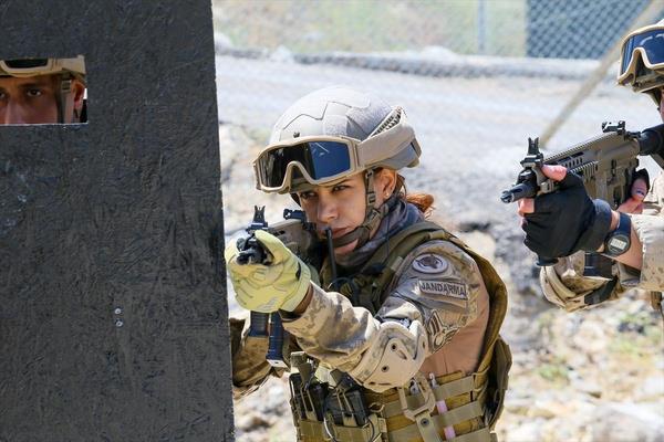 Merkez, sadece yurt ii deil farkl lkelerden misafir kursiyerleri de arlyor.