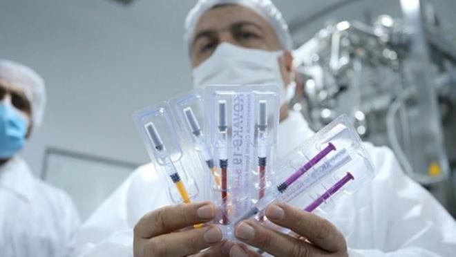 Alanmaya byk bir hz verilmesini isteyen Dnya Salk rgt eyll ayna kadar btn lkelerden nfuslarnn en az yzde 10'unu alamas ars yapt.    Trkiye'de 3 Haziran 2021 itibariyle 29 milyon 765 bin 638 doz koronavirs as yapld. Trkiye rakamsal olarak in, ABD, Hindistan, ngiltere, Brezilya, Almanya, Fransa ve talya'dan sonra en ok a yapan lkelerden biri.