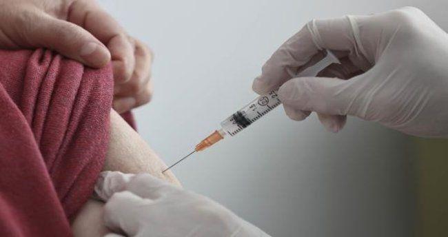 Yukardaki listede, verilerin paylalmamasndan dolay in, Suudi Arabistan ve BAE bulunmuyor.    A konusunda lkeler arasnda sipari yar yaanrken, in, Almanya, Rusya, ABD ve ngiltere'de retilen alar dnya genelinde datlyor. Baz lkeler birden fazla a firmasyla anlarken, zengin lkelerin ihtiyacndan fazla a sipari etmesiyle yoksul lkelerin aya ulaamamas ac bir gerek.