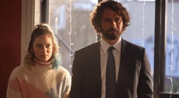 Diziden ayrlaca gnler ncesinden belli olan Abdullah'n senaryodaki ar dramatik sahnelere dayanamad ileri srlmt.