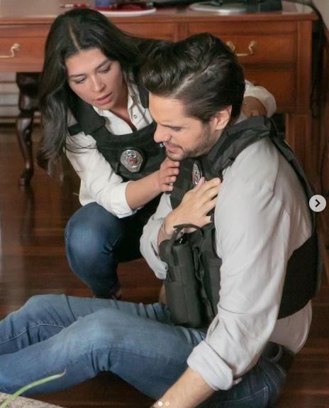 15. sezonu tamamlamak zere olan Arka Sokaklar dizisinde sezon finali yaklayor.