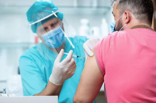 Sonra antikor llecek, eer antikor beklenen dzeyde oluur ve korunursa, hatrlatma dozunda ne kullanlaca belli olacak. Salk Bakanl bu srete, toplumun geneli hakknda fikir veren bir antikor almas yapacak.