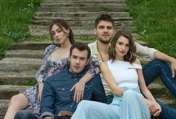 Ak olduu Rzgar'n kendisini sevmedii ve baka bir kadn ile olduunu ahit olan Ada, yeni bir planla bambaka bir aka yelken at Baht Oyunu reytinglerde hsrana urad.