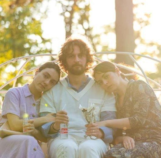 Merve Dizdar'n bu artan hamlesi hayranlarnn gznden kamad. Yaanan bu gelime zerine ok Gzel Hareketler 2 ekibinin de Merve Dizdar' silmesi dikkat ekti.