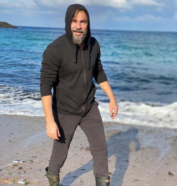 Dzyatan'n ikayeti sonras harekete geen polis, audri'yi Lahor'da gzaltna ald.