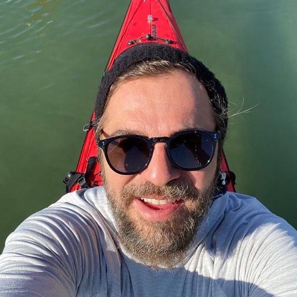 Dzyatan, ikayetinde audri'nin kendisine sahte ek vererek baz anlamalar yaptn ne srd.