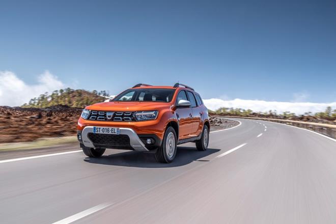 BEKLENEN EDC ANZIMAN    Tketicilerin merakla bekledii otomatik EDC anzman TCe 150 bg motorla kombine ediliyor. Bir dier ne kan zellik ise LPG deposunun kapasitesi. ECO-G 100 bg seeneindeki LPG deposunun kapasitesi yzde 50 artrlarak 49,8 litreye ulat.