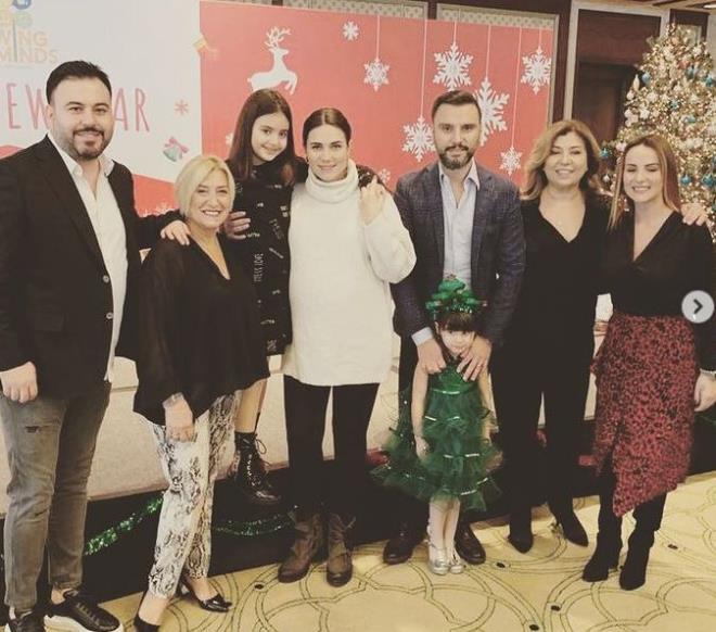 ?Durumu ok kritik, dua istiyoruz?  <br>  arkc, kardeinin salk durumu hakkndaki sorulara ?Durumu ok kritik, dua istiyoruz? diye yant verdi.