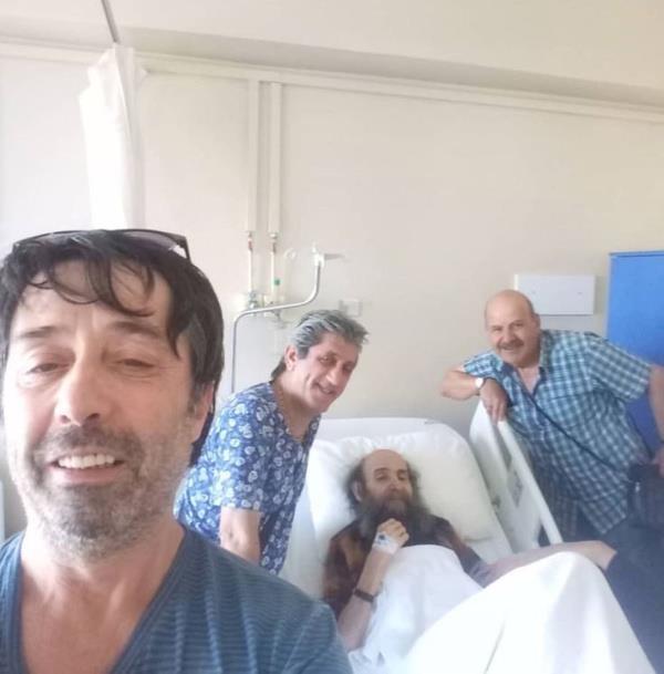 Szlerini srdren Cavc "Bana rettiklerin, bana babacan baklarn ve szlerin ebediyen benimle kalacak. ok zgnm ok mekann cennet olsun byk usta" ifadelerini kulland.