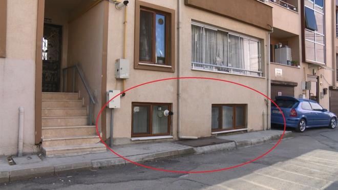 ddiaya gre Aydn, yurt dna kmadan nce btn mal varln sattktan sonra, yaad 80 metrekarelik bodrum katndaki dairesini de satt. Ardndan da yurt dna yerleti.